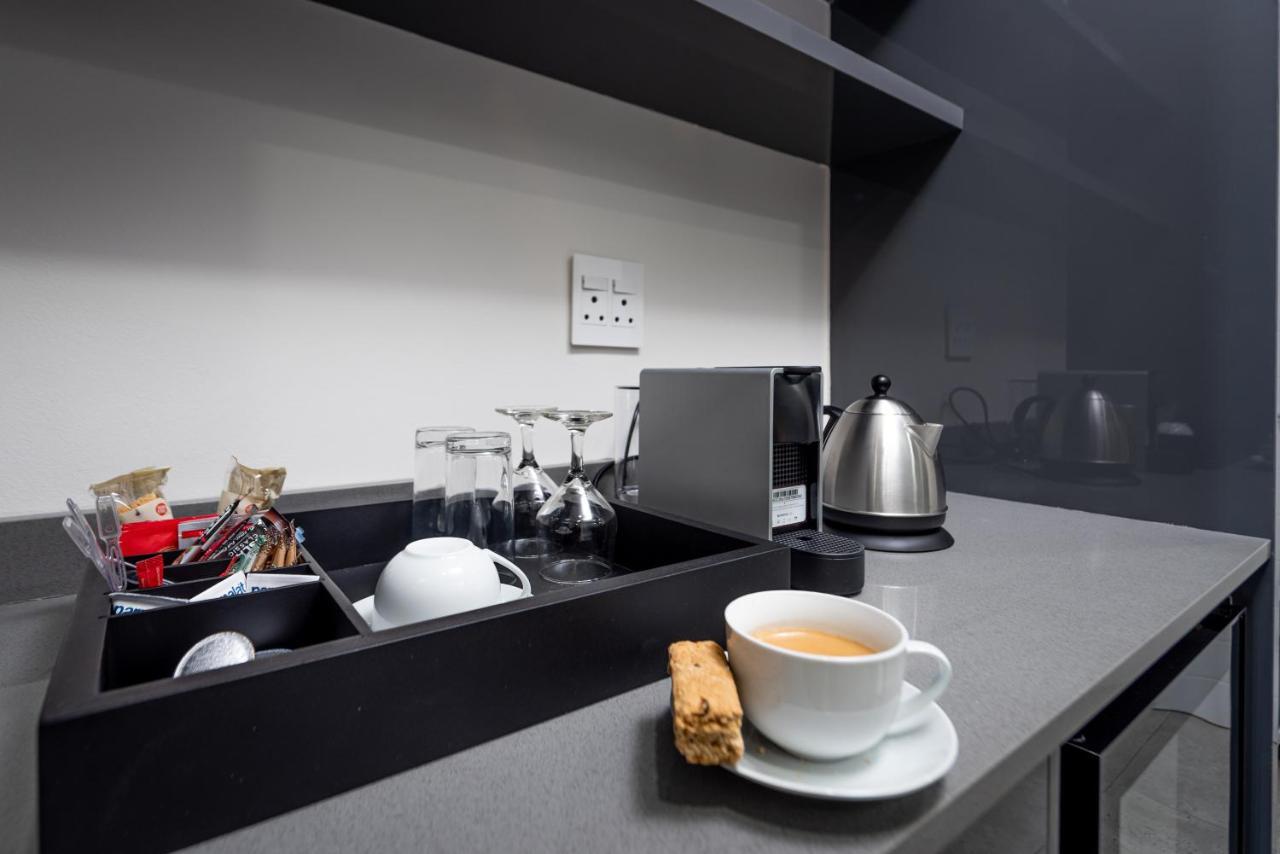 Reserved Suites Illovo Йоханесбург Екстериор снимка