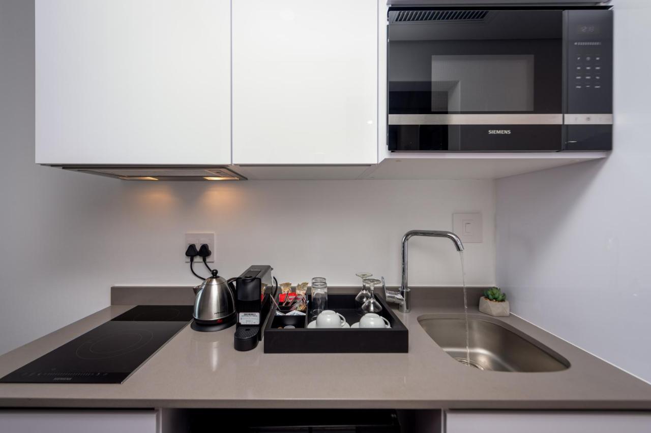 Reserved Suites Illovo Йоханесбург Екстериор снимка