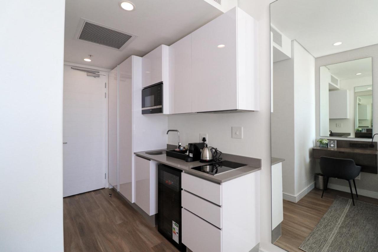 Reserved Suites Illovo Йоханесбург Екстериор снимка