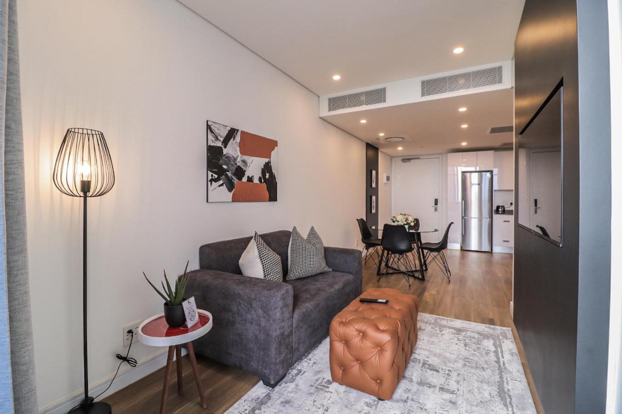 Reserved Suites Illovo Йоханесбург Екстериор снимка