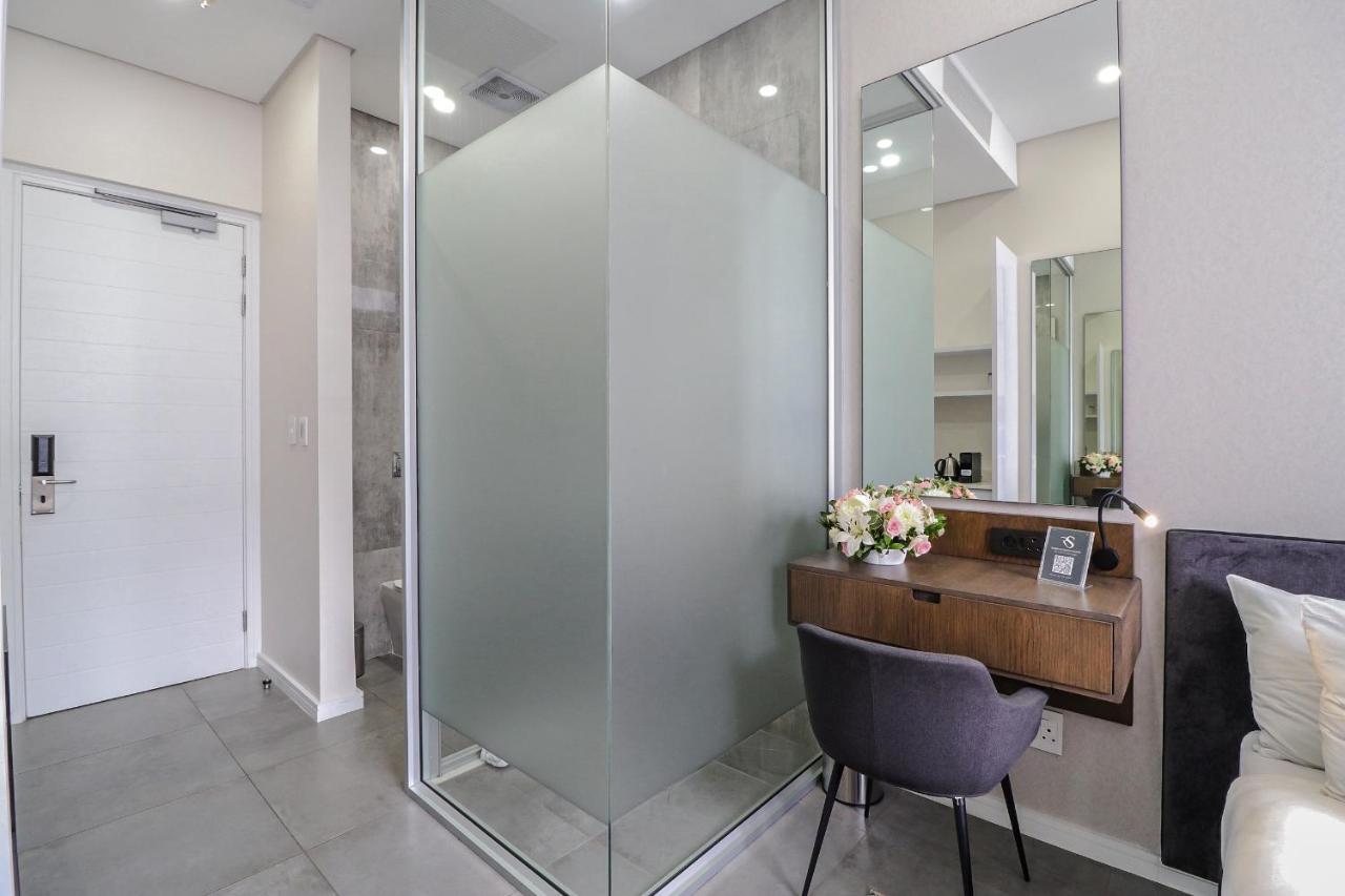 Reserved Suites Illovo Йоханесбург Екстериор снимка