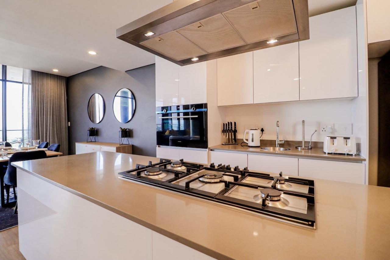 Reserved Suites Illovo Йоханесбург Екстериор снимка
