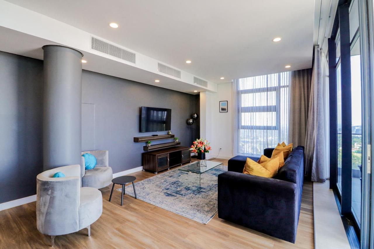 Reserved Suites Illovo Йоханесбург Екстериор снимка